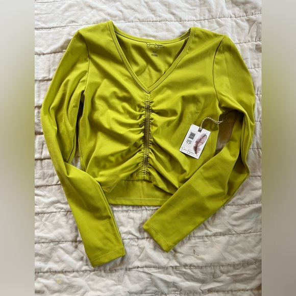Jessica Simpson Tops - Jessica Simpson Active Ruched Crop Top